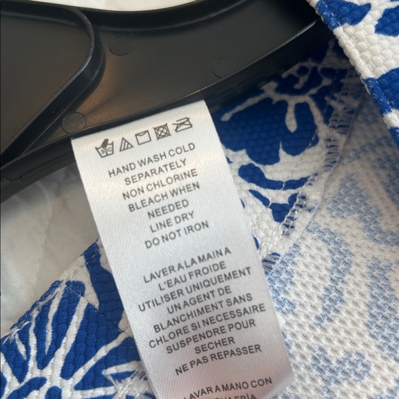 TOMMY BAHAMA Island Cays Hibiscus Lace-Up Spa Dress - Picture 10 of 10